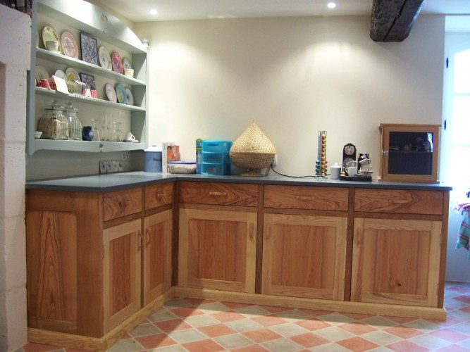 bespoke carpenter, bespoke wooden kitchens, farmhouse kitchen