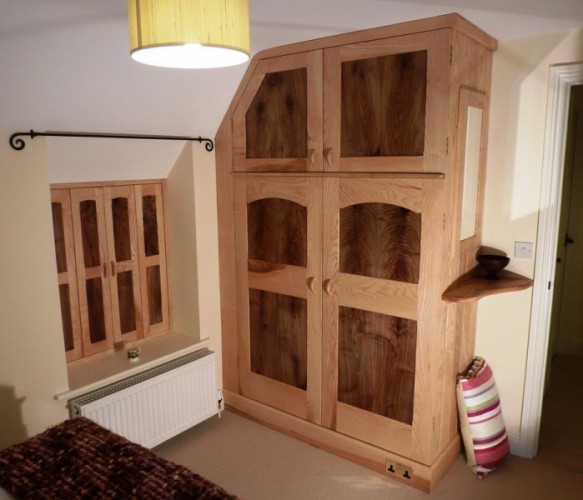 Fitted bespoke wardrobe, fitted furniture and storage